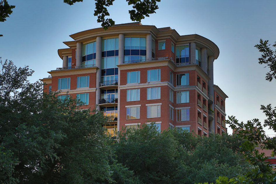 625 CONDOMINIUMS Image